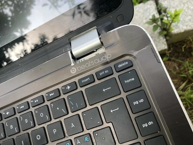 HP Pavilion 13 x360 AMD A8 SSD 240GB tactile with new battery - Imagen 4 de 4