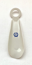 VINTAGE CRYSTAL TEX CO SHOEHORN PASADENA CAL MADE IN USA BLUE WREATH INITIAL "P"