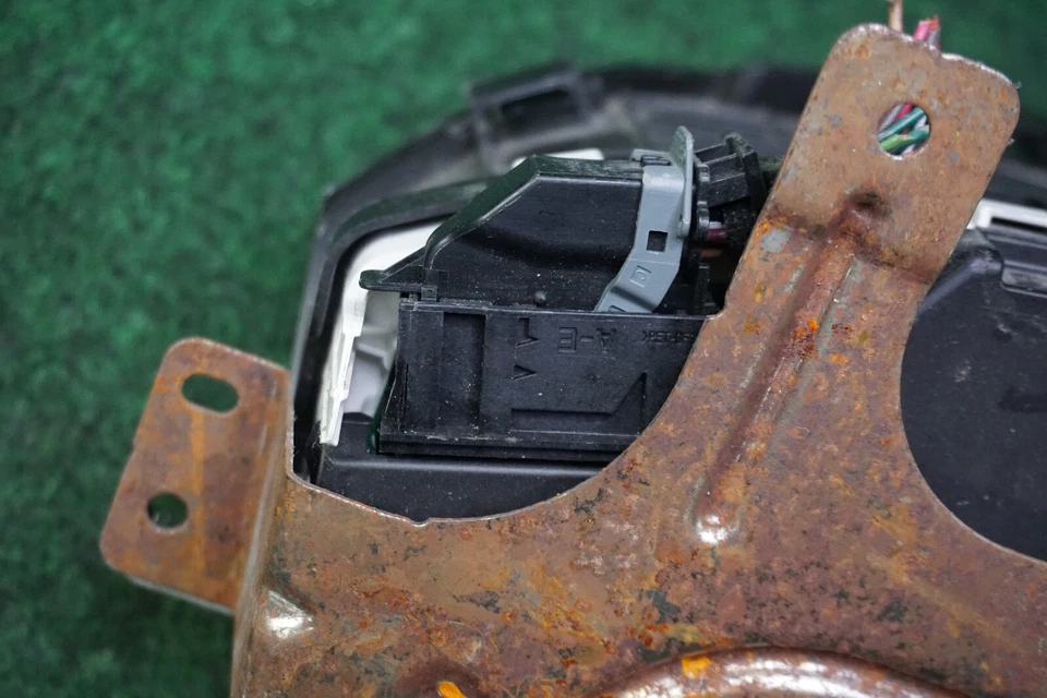 2011 CADILLAC DTS спидометр калибра кластер OEM 20880905 72,197K миль - Изображение 4 из 4