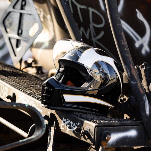 Lane Splitter ECE R22.06 Helmet - Gloss Black / Gloss White Flames - Picture 14 of 27
