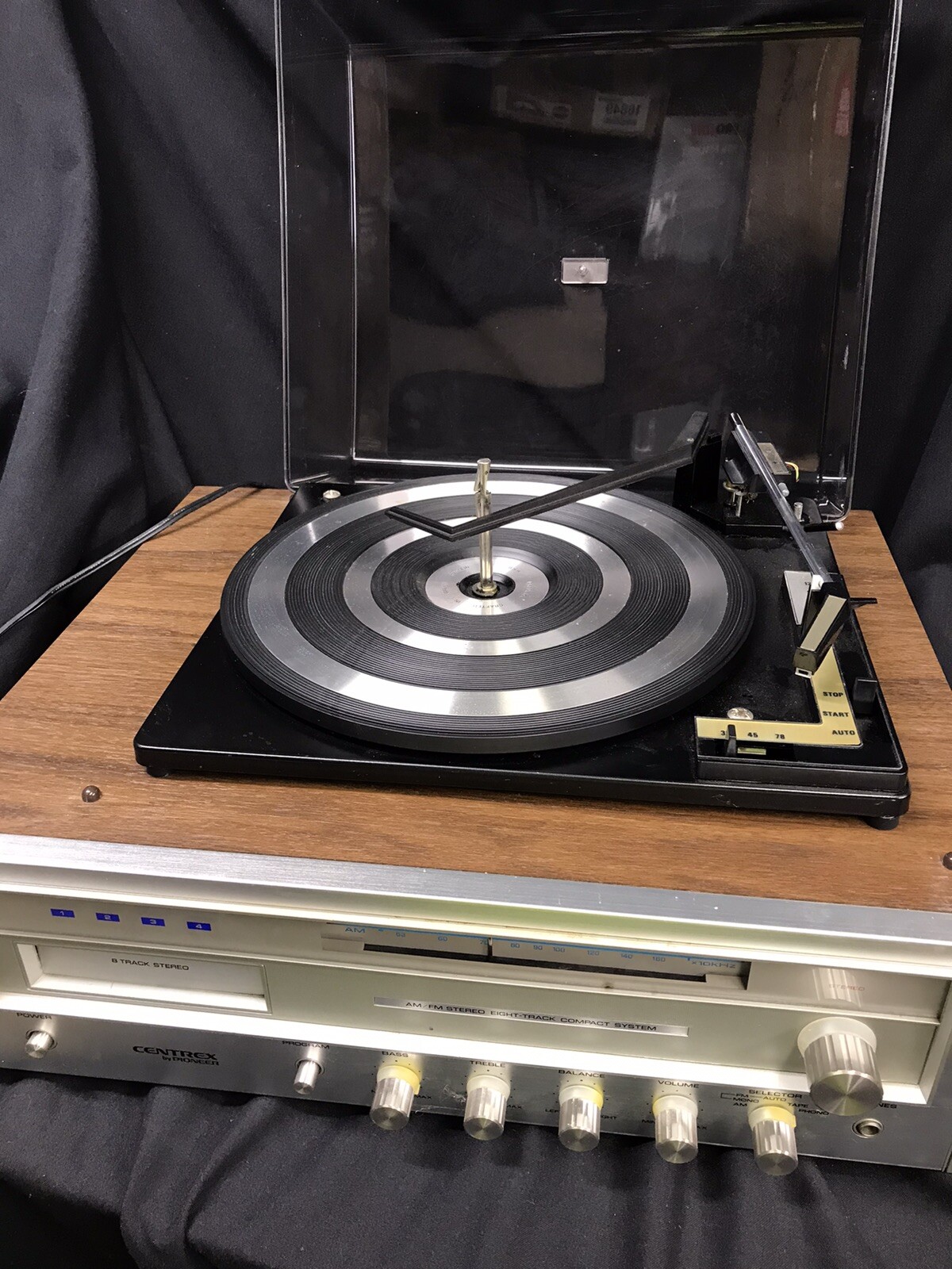 compact stereo system with turntable