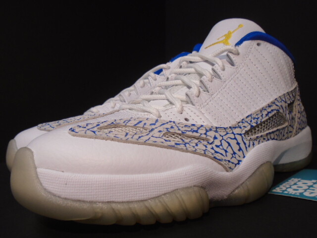 イッシ⭐︎Air Jordan 11 RETROホワイト/ブルー イッシ⭐︎Air Jordan 11 RETROホワイト/ブルー AIR JORDAN 11 XI