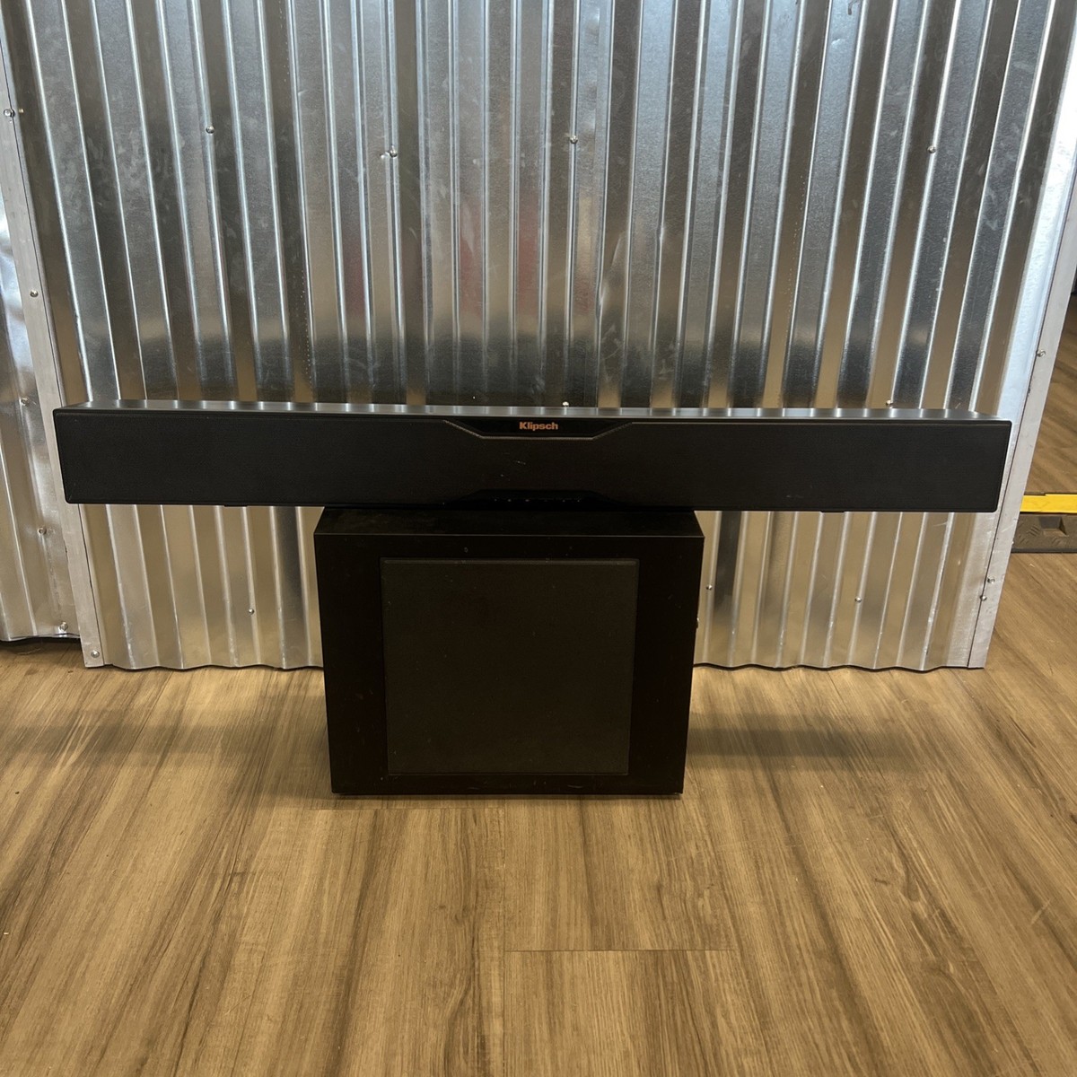 Klipsch R-10B Sound Bar Wireless Subwoofer Pair/Remote