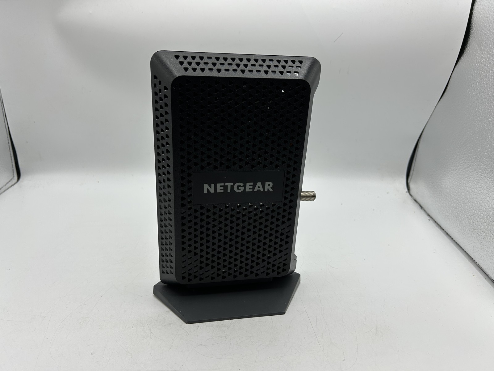 RESET NETGEAR CM1000V2 DOCSIS 3.1 Gigabit Cable Modem NO AC - FREE ...