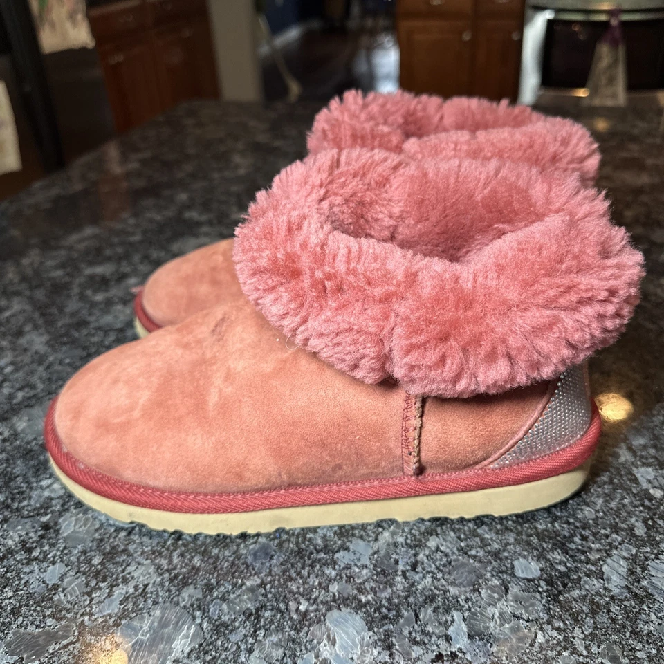 Mini Botas Cortas De Colección UGG Y2K Since 74 Hechas en Australia Rojo Estrás Talla 9 Foto 4 de 4
