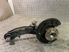 Mercedes-Benz GLA W156 X156 2019 Rechts Radnabe Hinterrad 2460406 90kW UTO46765