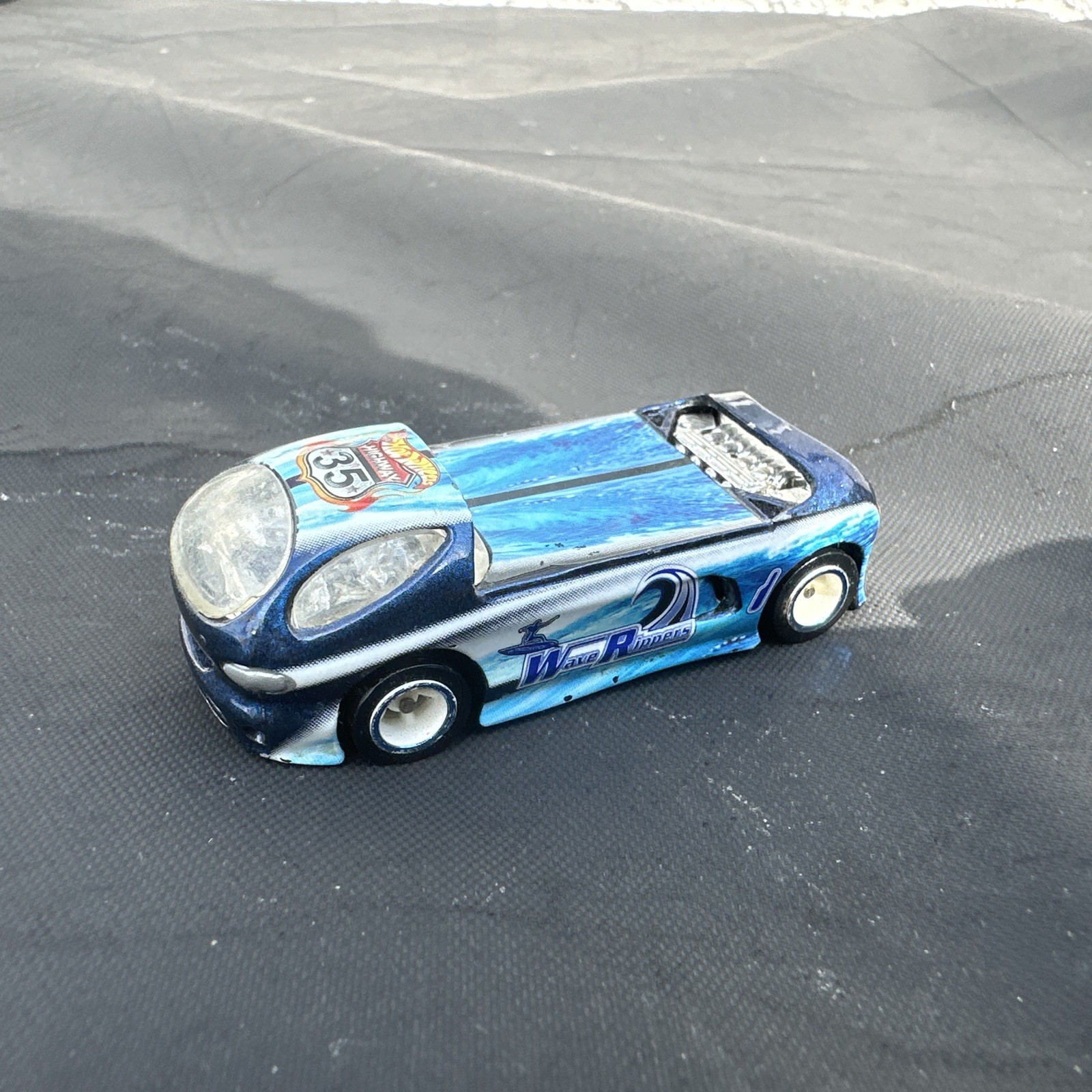Picture 2 of 6