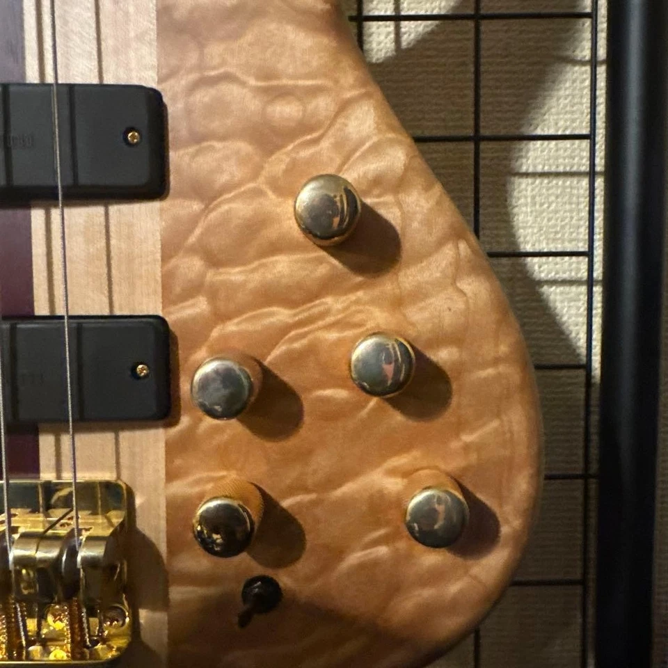 Bajo eléctrico Tobias Classic IV de JAPÓN Foto 3 de 4