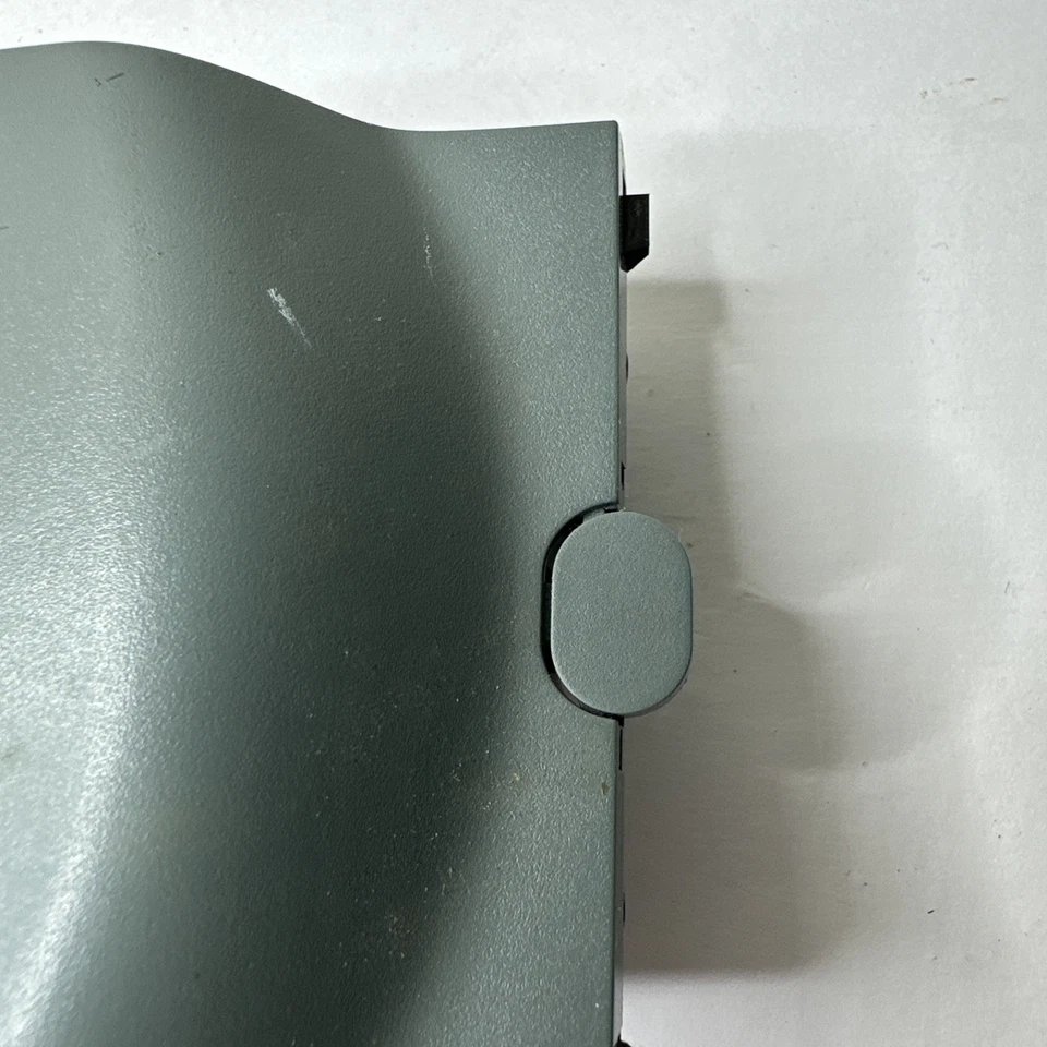 Microsoft X804675-003 Gray 20GB Capacity External Hard Drive for Xbox 360 - Image 3 of 4