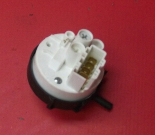 Waschmaschine HOTPOINT WF566P UK DRUCKSCHALTER