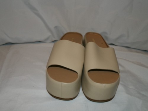 Sandali con plateau Burberry in pelle marrone taglia 38 1/2B - Foto 4 di 9