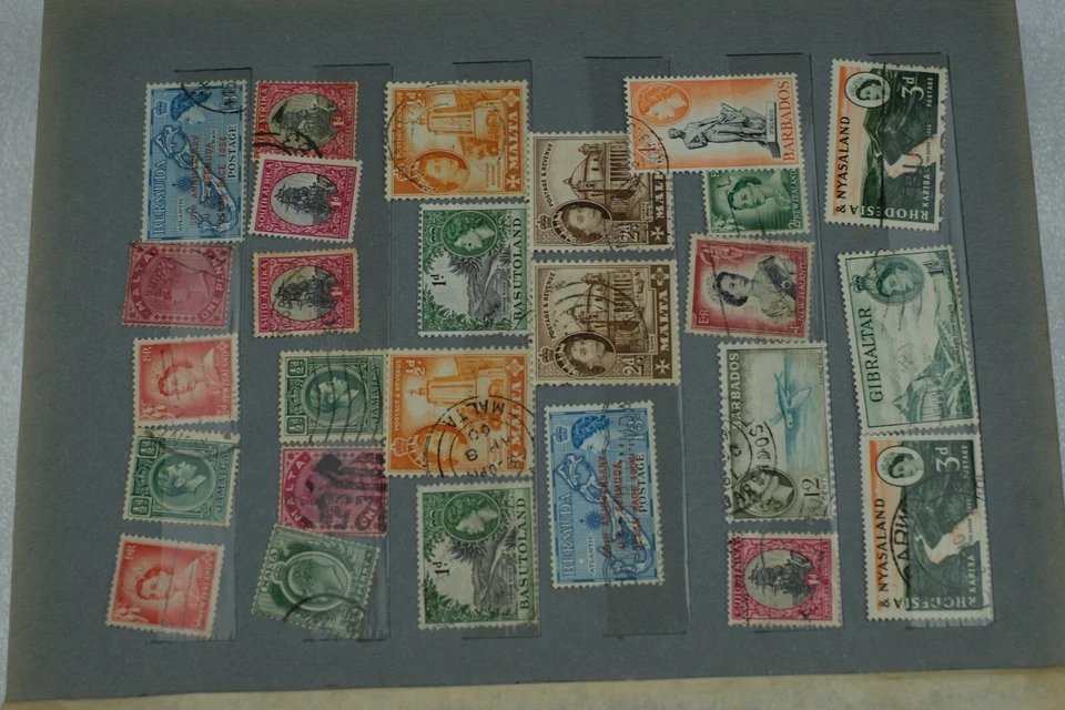 worldwide stamps collections lots album  Vintage Rare Classic Antique Genuine - Image 3 of 4