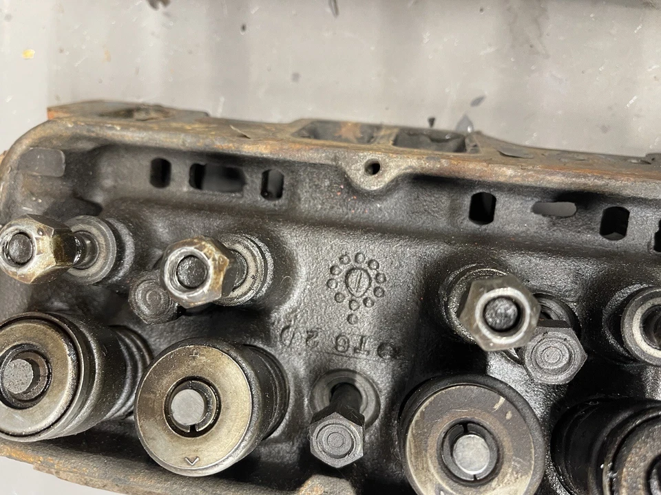 Chevy Camaro Corvette Impala Chevelle SBC 307 350 1968-1976 culata Sprint Foto 3 de 4