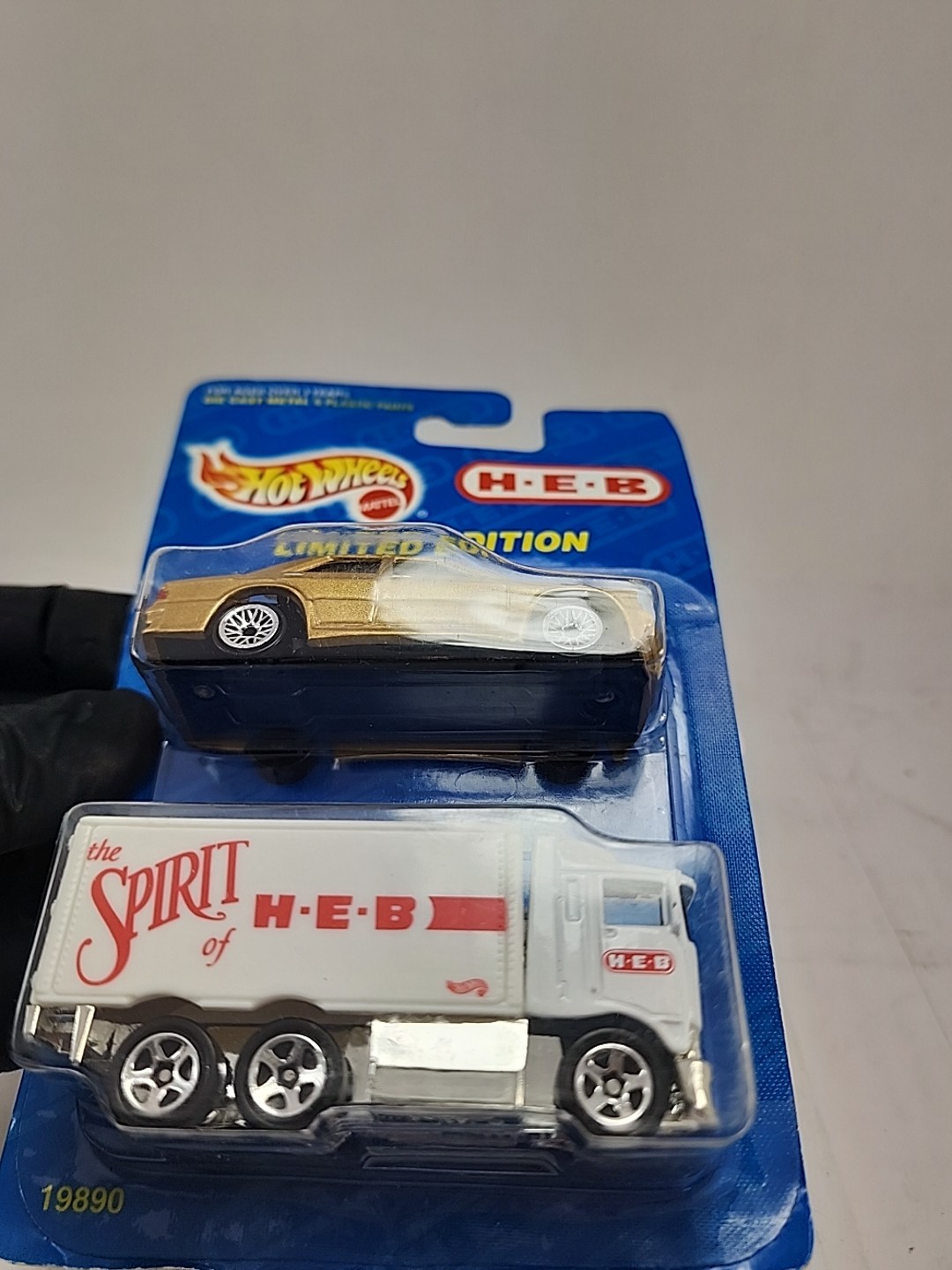 Vintage Hot Wheels H-E-B  Limited Edition 2 Pack Hauler And Mercedes 1997