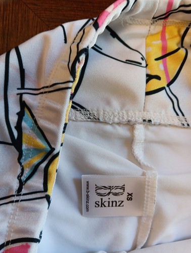 B-Skinz Golf Tennis Happy Hour Cheers Stretch Pull-On Skirt Skort XS ~ EUC ~ - Picture 4 of 11