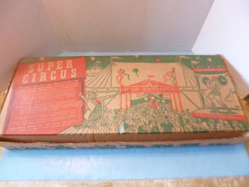 MARX SUPER CIRCUS PLAYSET #4320 - RUST FREE