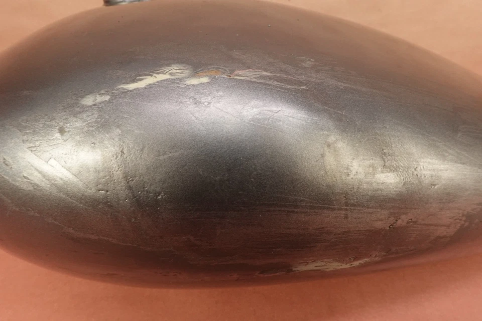 Suzuki Intruder Boulevard S83 VS1400 1987-2005 tanque de gasolina depósito de gasolina Foto 2 de 4