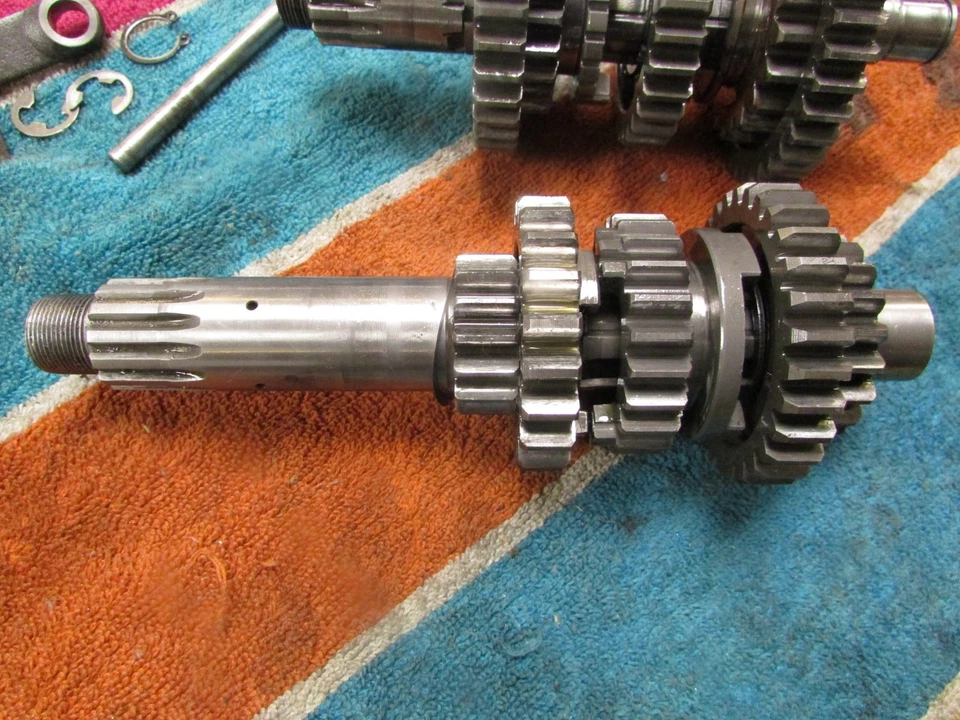 1970 Yamaha RT1 360  Complete Transmission - Image 2 of 4