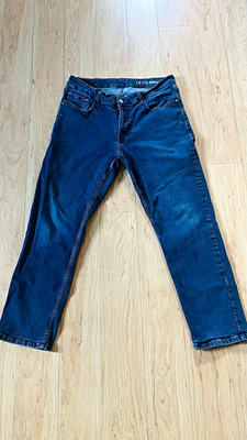 IZOD Men's Blue Denim Straight Fit Jeans Cotton Blend 5-Pocket Button 36X30
