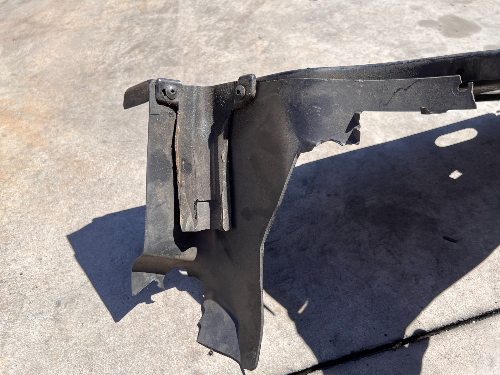 LAMBORGHINI MURCIELAGO LP640 REAR DRIVER SIDE ROCKER BOTTOM COVER OEM 410825215A