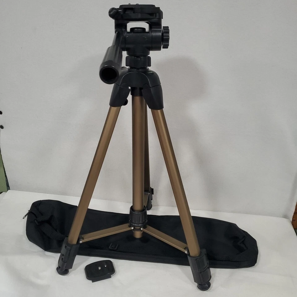 Dynex DX-TRP60 Universal Tripod with Quick Release Attachment Plate 60 Inches - Image 3 of 4
