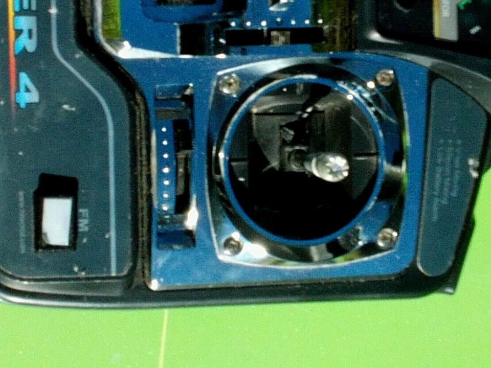 HITEC LASER 4 AIRPLANE REMOTE CONTROL DIGITAL PROPORTIONAL FM RADIO CTRL. SYSTEM - Image 3 of 4