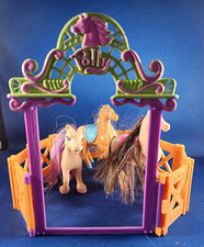 Vintage Polly Pocket 3 Horses 3 Saddles Corral 10-piece Fence Entrance Arch