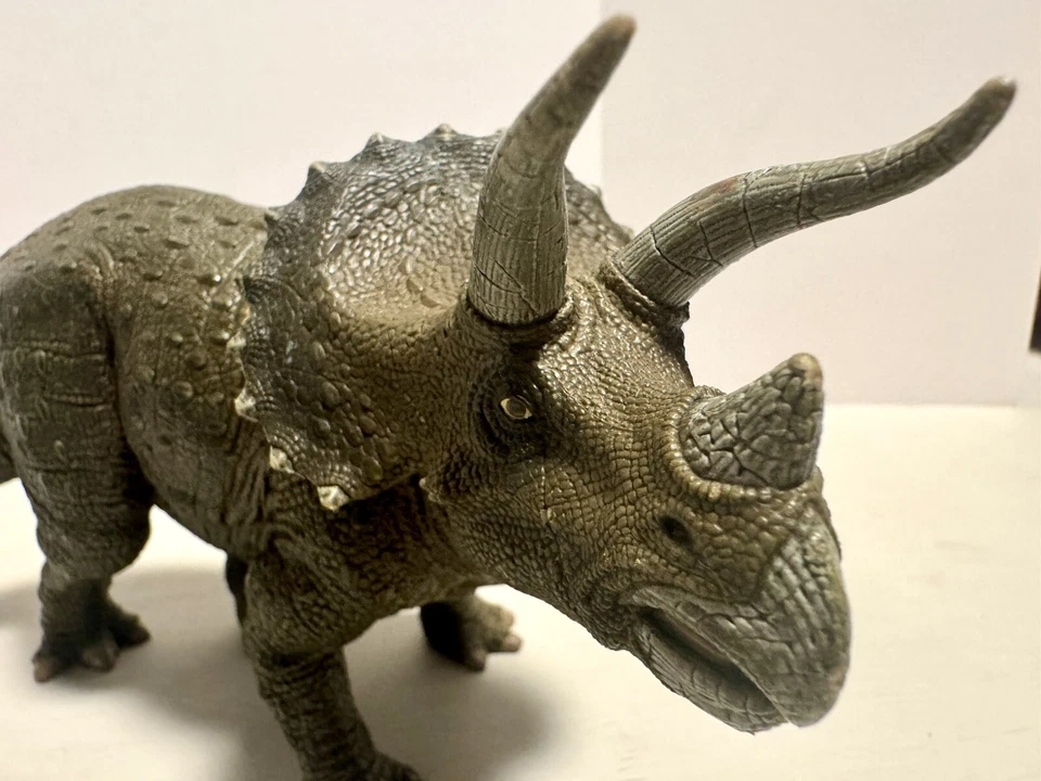 TRICERATOPS - Papo доисторический динозавр 2006 - Изображение 2 из 4