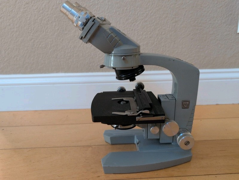 American Optical Spencer Binoclular Microscope