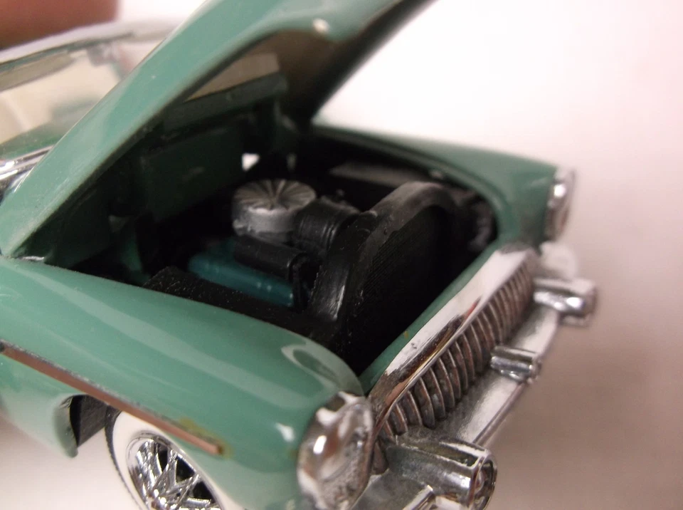 Franklin Mint 1953 Buick Convertible 1:43 Scale Diecast - Image 3 of 4