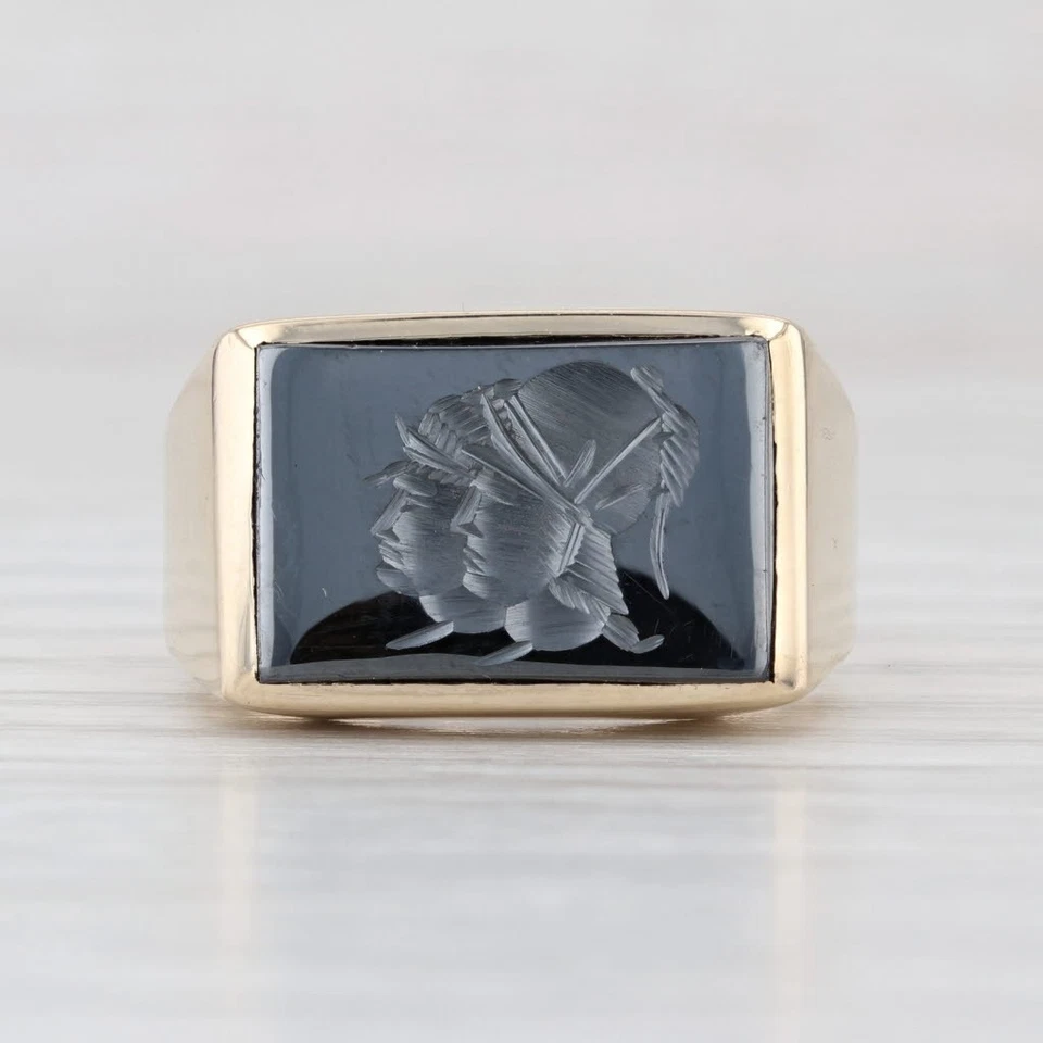 Anillo Vintage Hematita Tallado Intaglio Oro Amarillo 10k Dos Soldados Foto 2 de 4