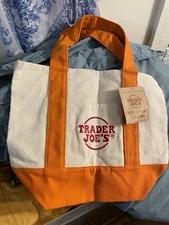 TRADER JOE’S CREW EXCLUSIVE MINI TOTE BAG ORANGE WITH TAG UNUSED BRAND NEW