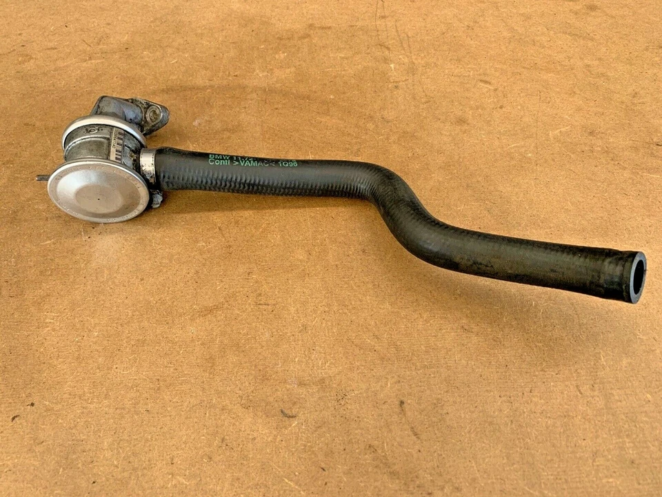 Válvula de retención de bomba de inyección de aire secundaria BMW 328is 328i M3 1996-1999 OEM Foto 2 de 4