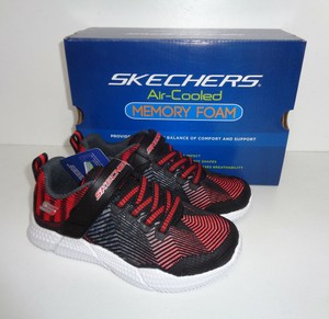 boys trainers size 1.5