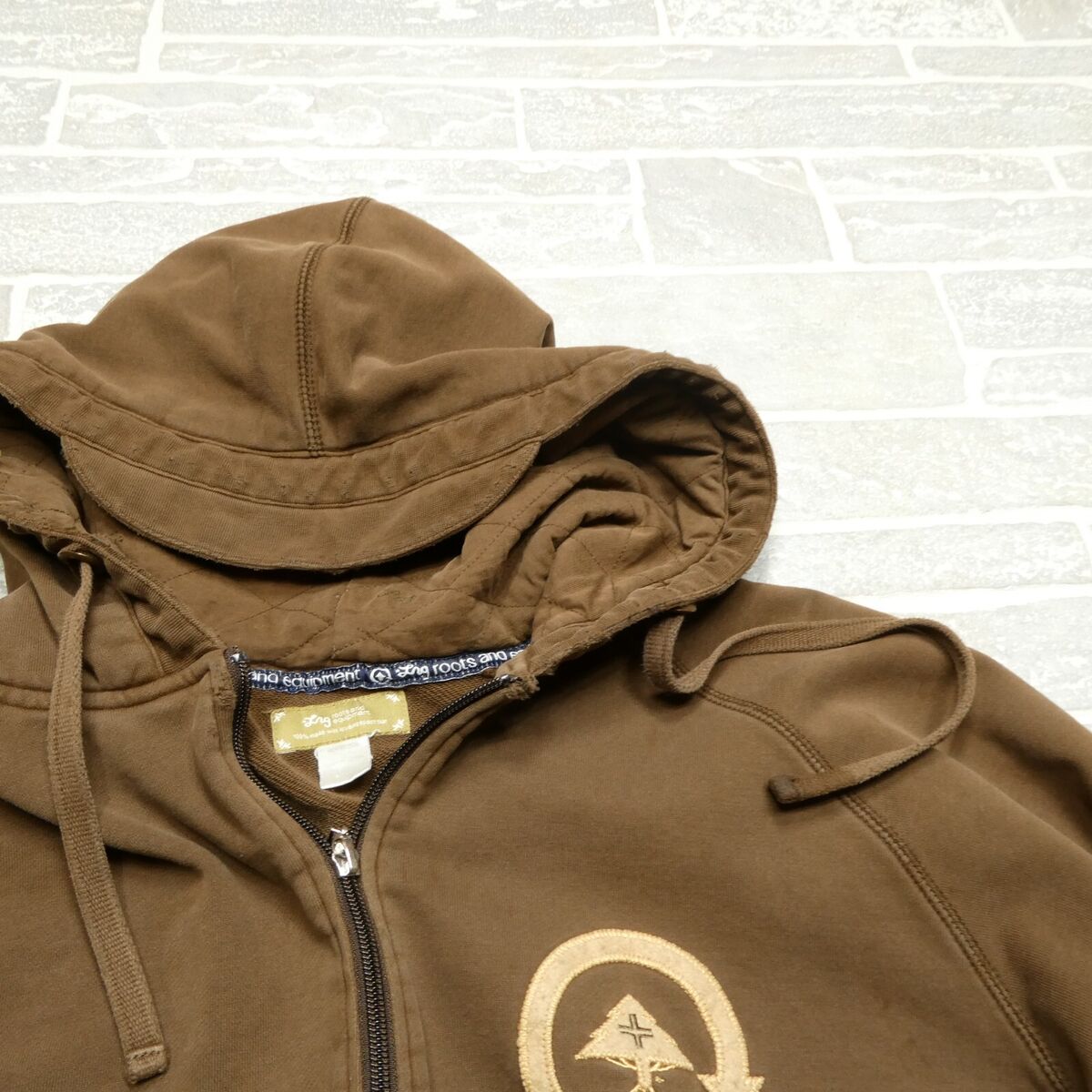 VINTAGE Lrg Roots and Equipment Hoodie Adult Large Brown VINTAGE Lrg Roots and Equipment Hoodie Adult Large Brown