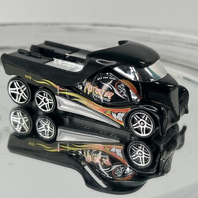 2000 HOT WHEELS CABBIN' FEVER MOTOR'ED TRANSPORT BLACK 3 1/4'' SEMI CAB W/ FLAMES
