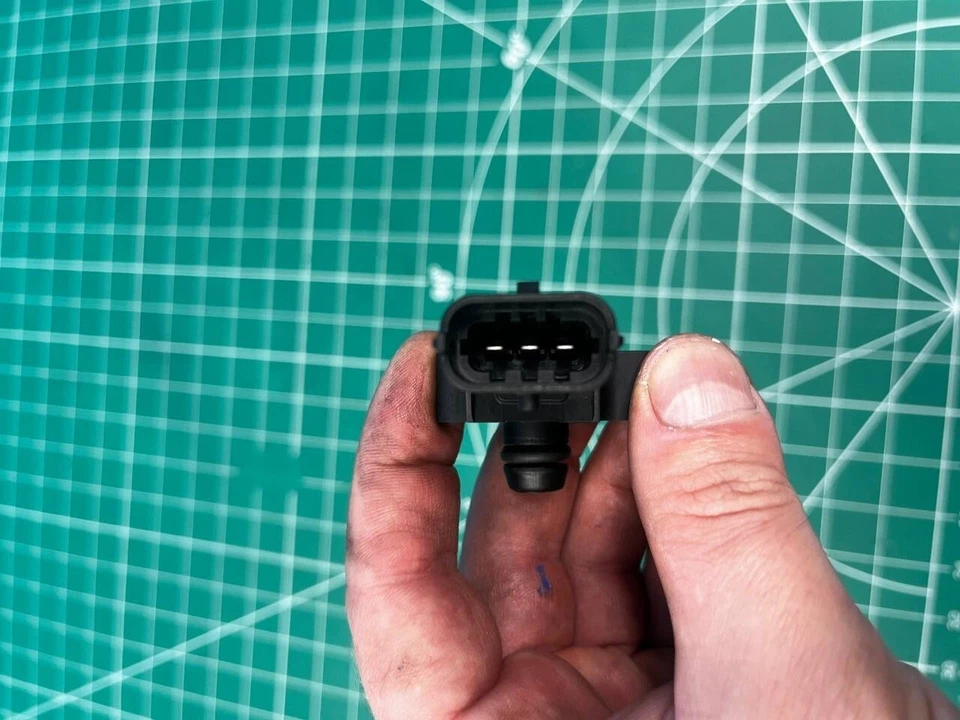 Chevrolet Equinox GMC 2010-2017 sensor mapa terreno 55573248 OEM Foto 4 de 4