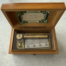 VTG Thorens Switzerland Music Box Lullabies Brahm's Brooks Sleep Little Prince