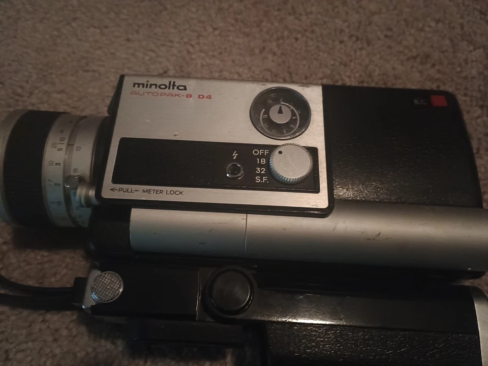 Cámara de video Minolta Super 8 de colección sin probar autopak-8 D4 usada Foto 4 de 4