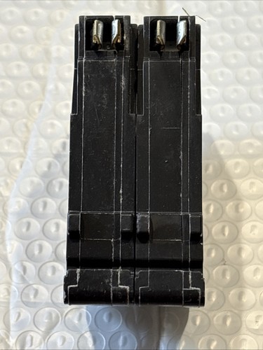 Eaton Cutler-Hammer CH240 CHF240 40 Amp 2 Pole 120/240V 10kA, New Open Box - Picture 6 of 7