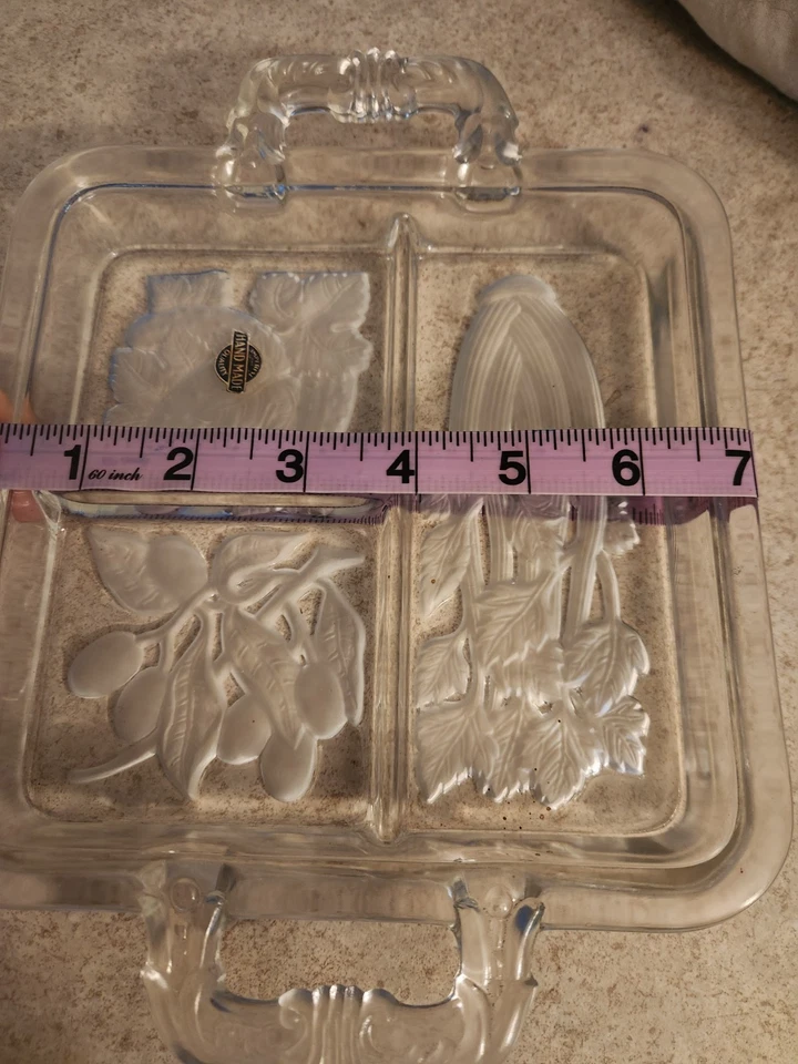 Bandeja de servir dividida de vidrio transparente asas diseño grabado, usada excelente estado Foto 4 de 4