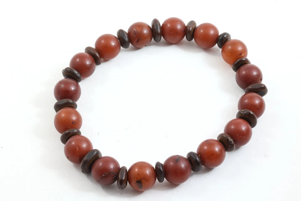 Антикварный браслет из тибетского янтаря в натуральном коричневатом оттенке - Изображение 4 из 4