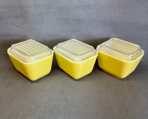 Vintage PYREX Refrigerator Dish Lot of 3 With Lids Primary Colors Yellow 501-B