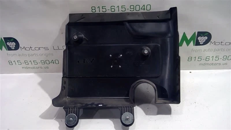 2019-2023 NISSAN MURANO ENGINE COVER 140413JA0A - Image 4 of 4