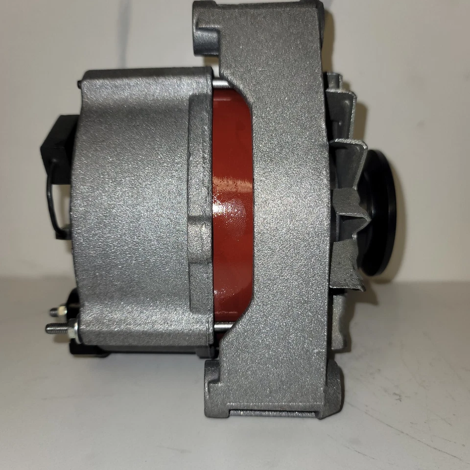 1987 to 1991 BMW 325i   6 Cylinder 2.5 Liter Engine   90AMP Alternator - Image 2 of 4