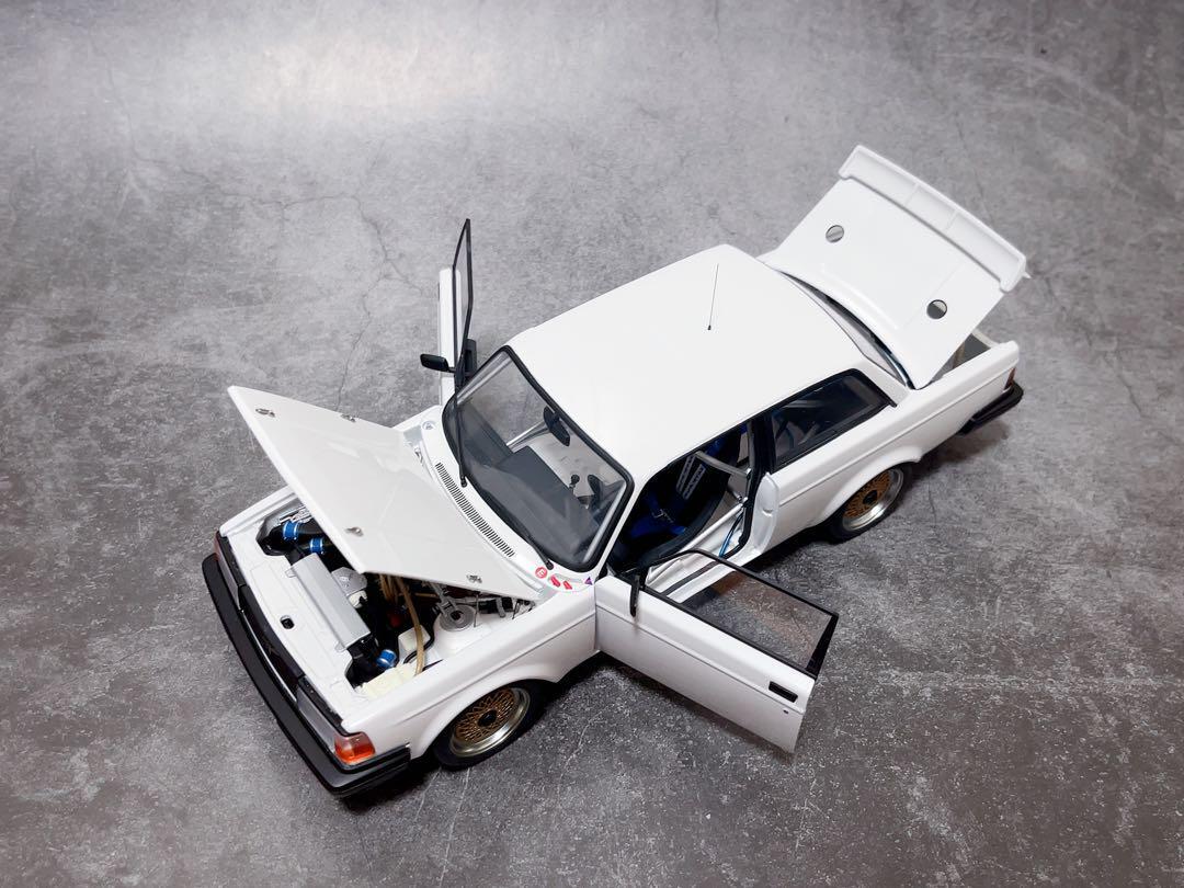 AUTOart Volvo (ボルボ) 240 Turbo 1/18 ミニカー Autoart Volvo 240 Turbo 1/18 Mini Car | eBay