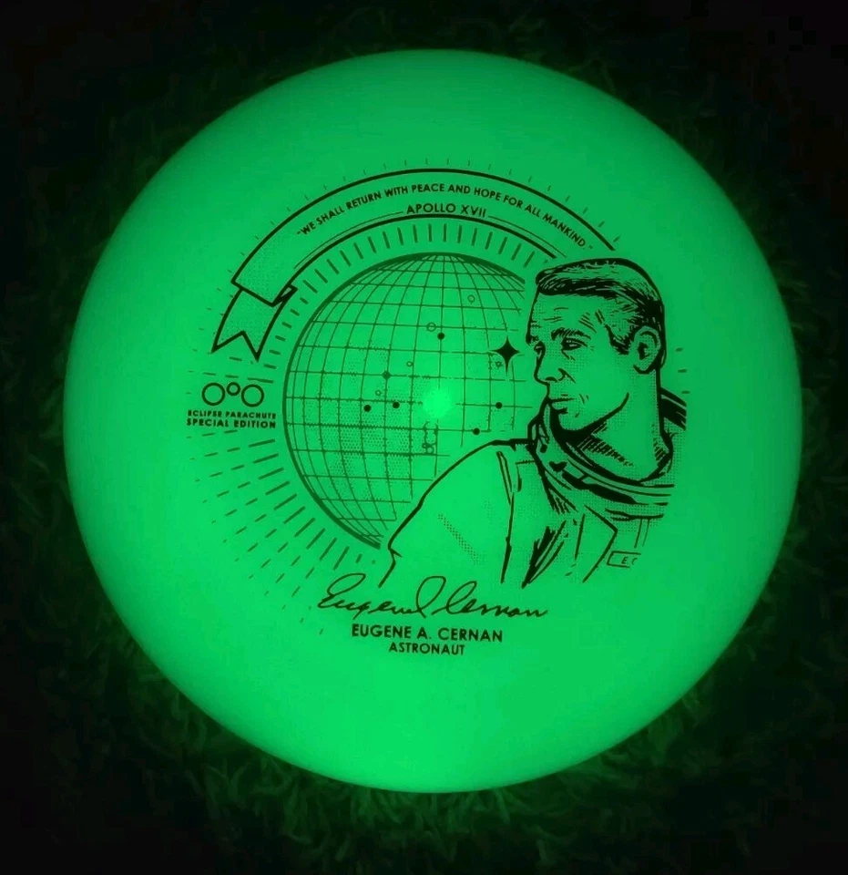 Special Edition STREAMLINE ECLIPSE PARACHUTE Putt & Approach 152g Glows Green  - Image 2 of 4