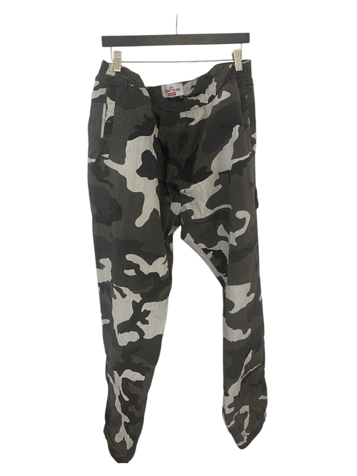 Pantalon camouflage Supreme Stone Island