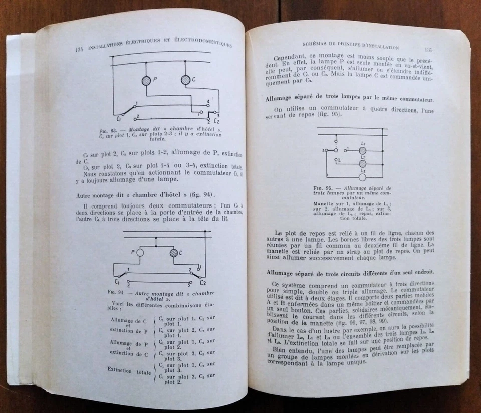 Lot de 3 livres anciens + 5 cahiers d'exercices et de corrigés sur l'ELECTRICITE - Photo 4/4