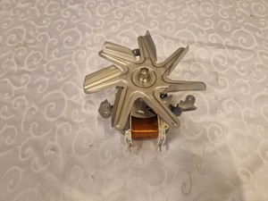 Bosch / Siemens E-Herd Lüfter Motor Gebläse Heissluftmotor / NEU